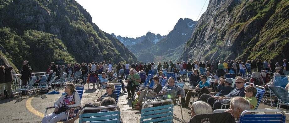 Sonnendeck an Bord der MS Vesterålen