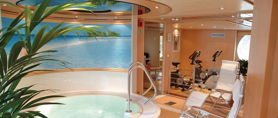 Wellnessbereich der MS Amethyst mit Whirlpool