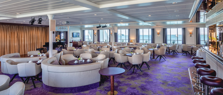 Bar an Bord der MS Seaventure