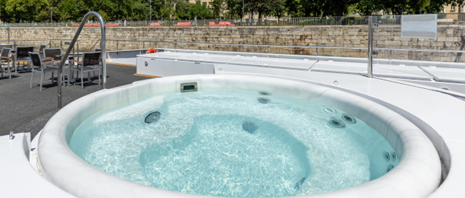 Whirlpool an Bord der VistaNeo