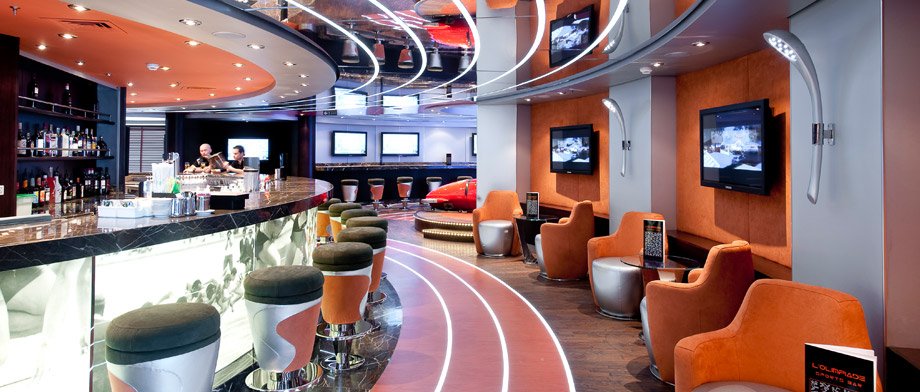 Sportsbar an Bord der MSC Magnifica
