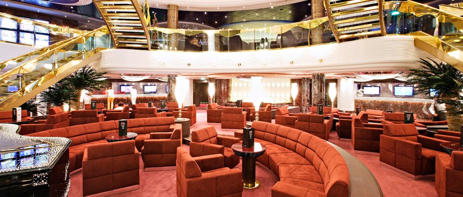 Piazzetta Bar an Bord der MSC Splendida