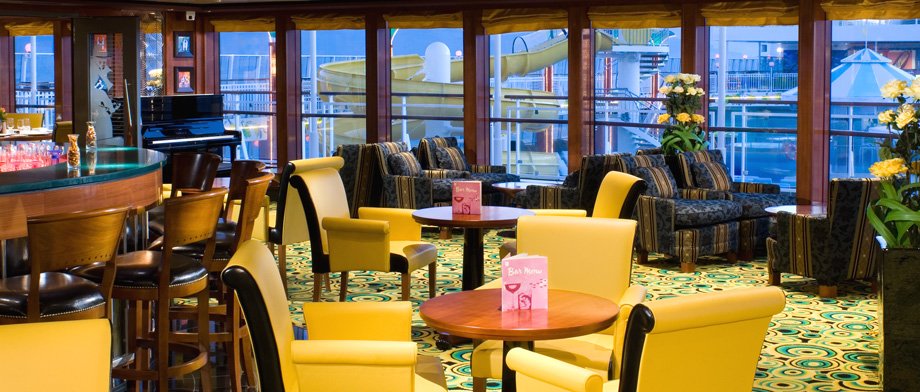 Angesagter Treffpunkt an Deck der Norwegian Gem