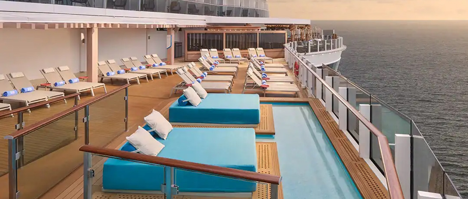 Infinity Beach auf der Norwegian Aqua