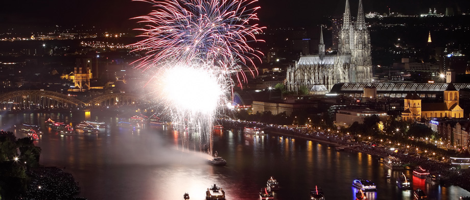 Rhein in Flammen