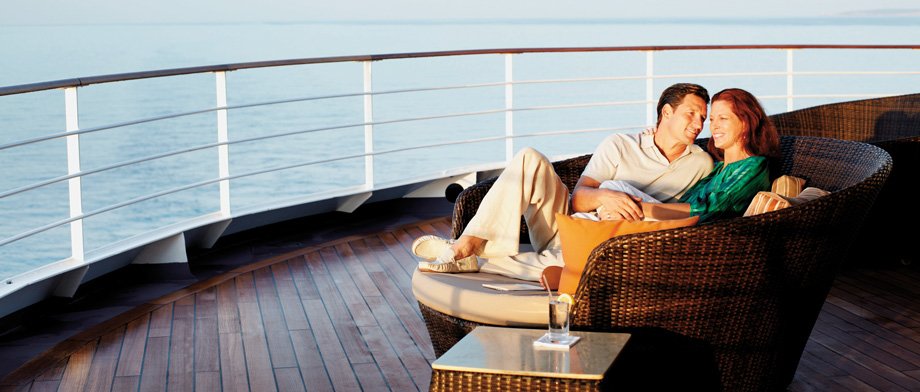 Den Blick vom Deck der Silver Spirit in die Ferne schweifen lassen